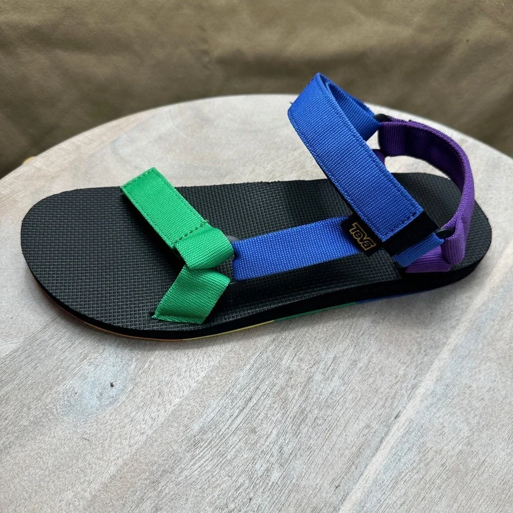Teva Original Universal Pride Rainbow Sandals Mens 11 Multi-Color Strappy 3768